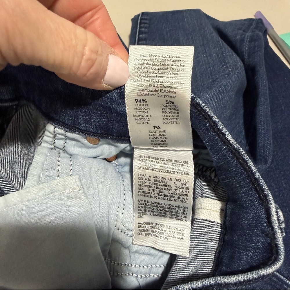 Mother Jeans Weekend Fray Size 23 Mint Condition Wash Frayed Flare Hem 1535-104 - Picture 8 of 9
